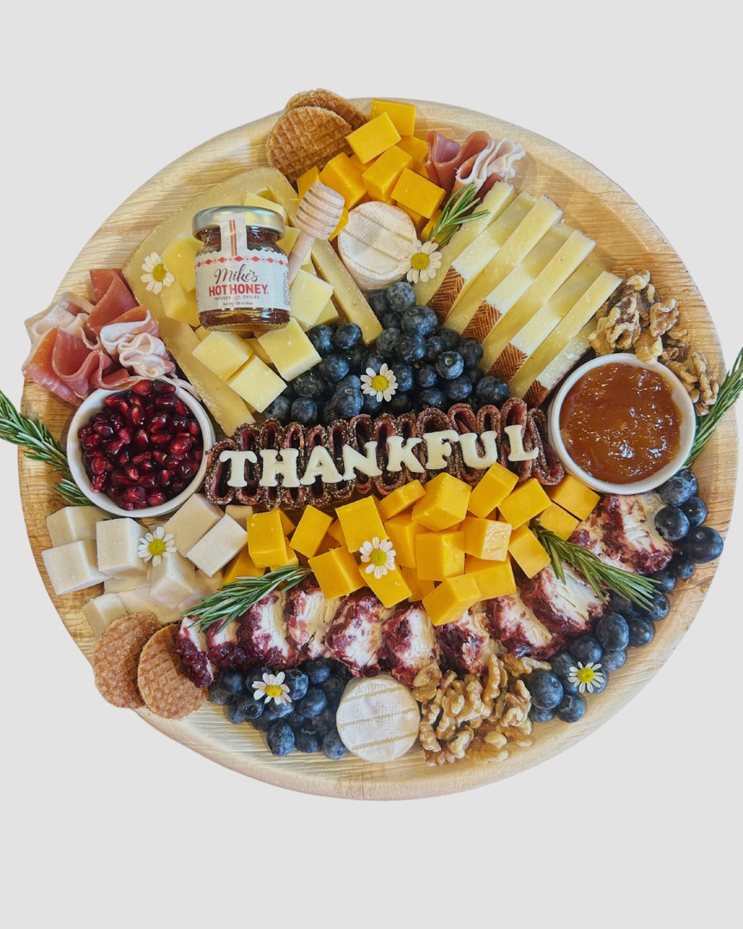 Small Charcuterie Arrangement (13" Round)